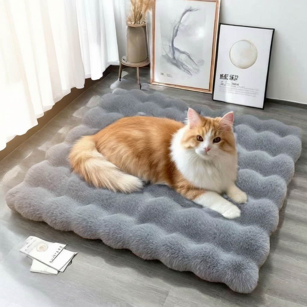 Cozy Pet Insulation Pad | Thick Plush Material for Ultimate Comfort | Versatile Bed for Dogs and Cats