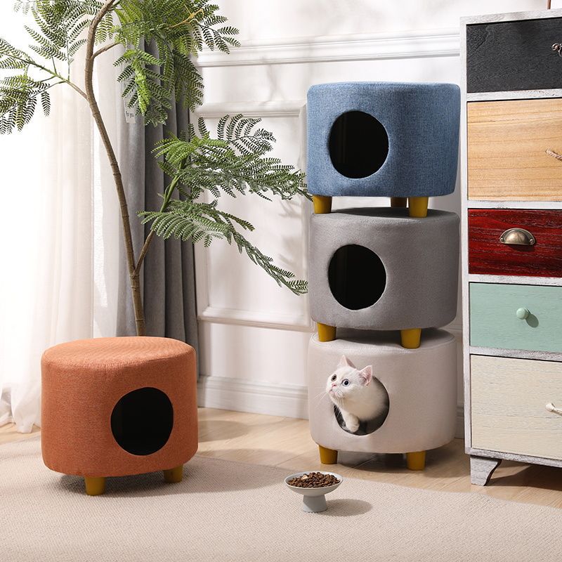 Shared seating area for humans and cats