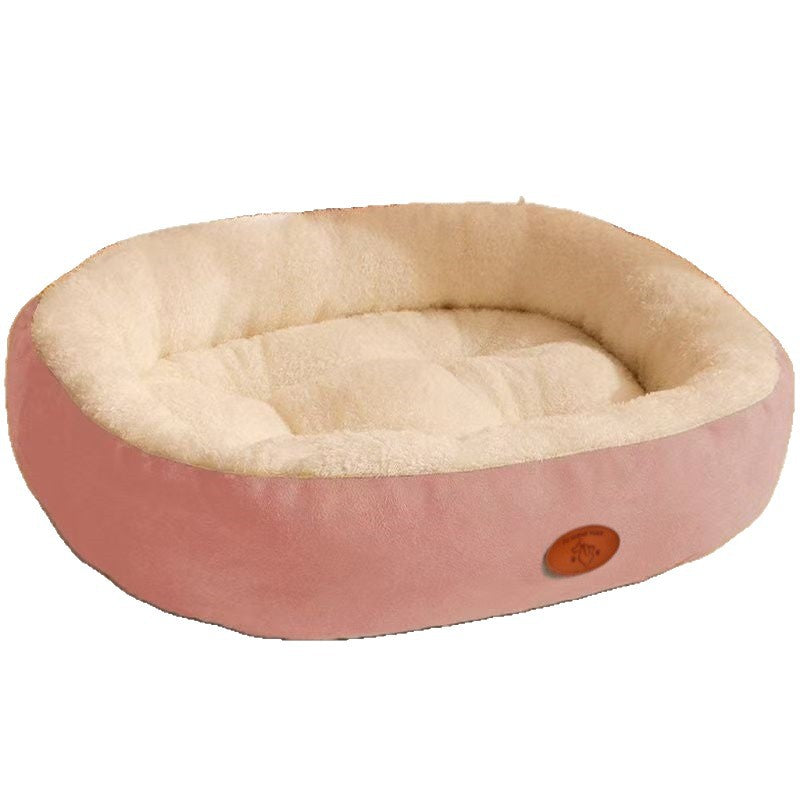 Oval-shaped pet nest